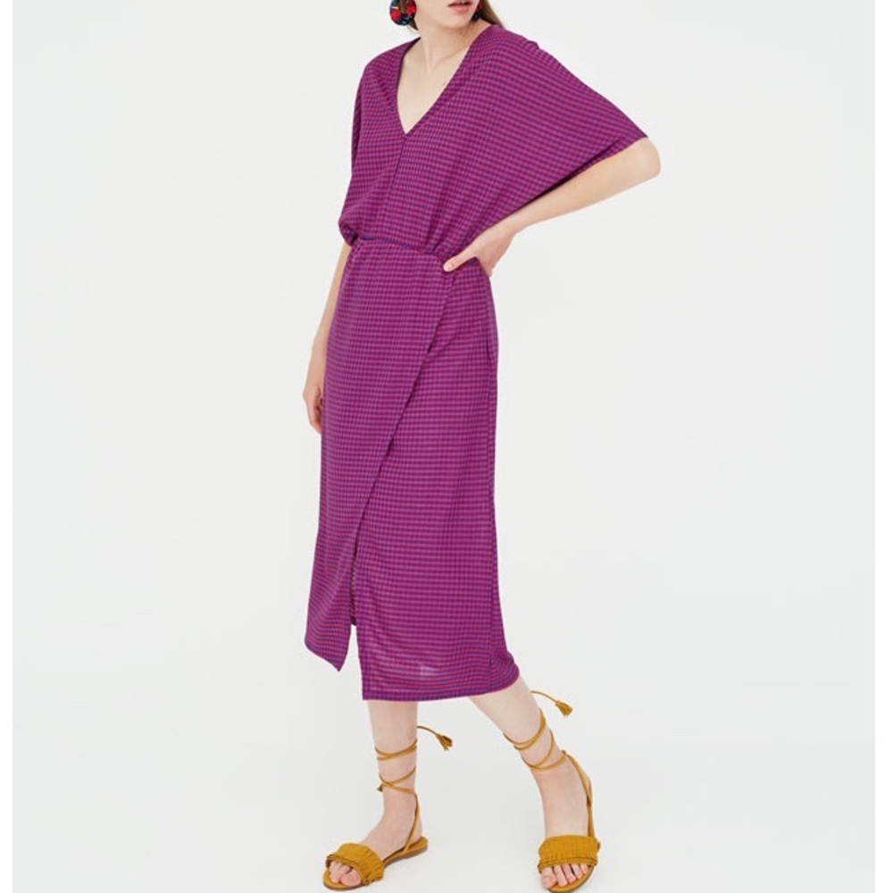 Pull & Bear | Checkered Pattern Cinched Waist Dolman Sleeve Popover Midi Dress